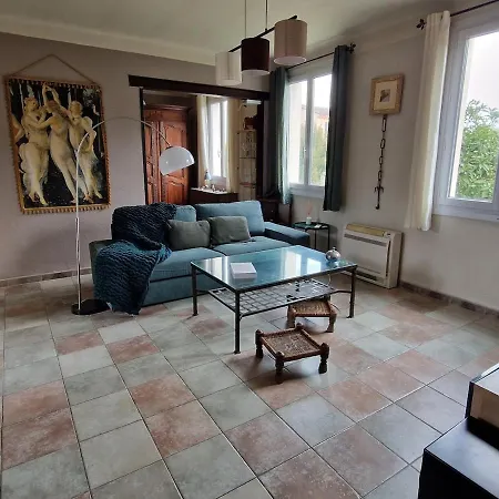 Provencal House With Pool Dom wakacyjny