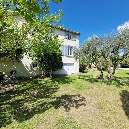 Provencal House With Pool * Sauveterre (Gard)